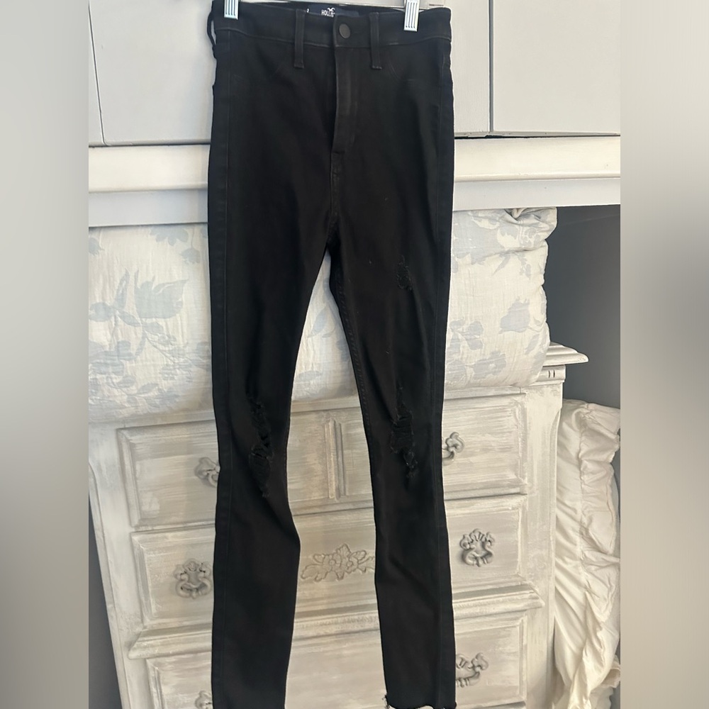Hollister black ultra high rise Jean leggings 0